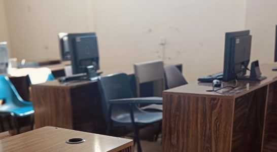 Advanced Computer Lab at Lahore School System Islamabad Campus
